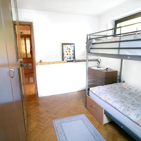 Satya Apartman
